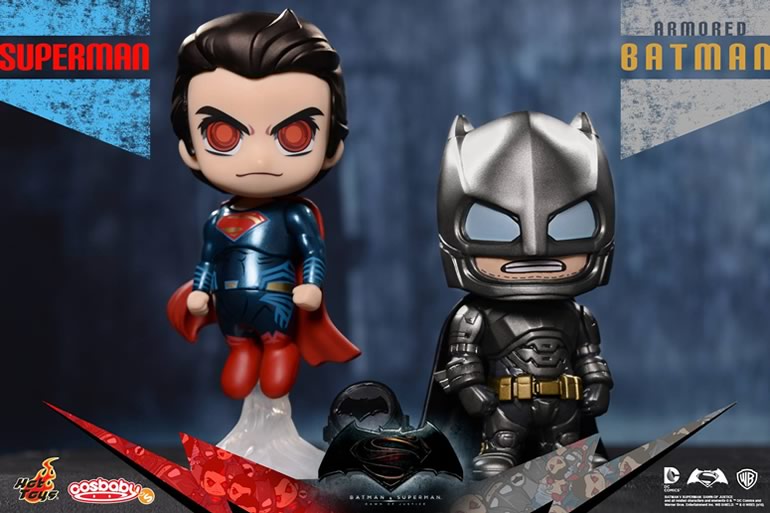 hot-toys-cosbaby-batman-vs-superman-1