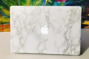 MacBook di marmo