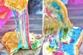 Toast con formaggio arcobaleno toast-con-formaggio-multicolor
