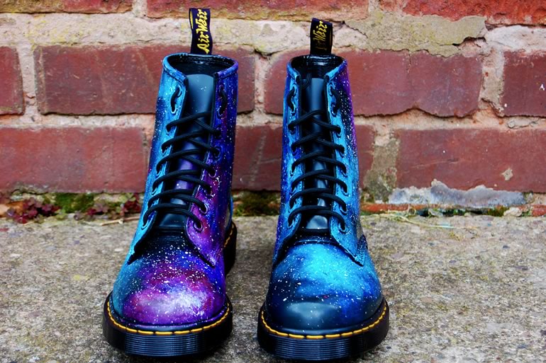 dr-martens-spaziali