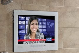 Il televisore da doccia televisore-da-doccia