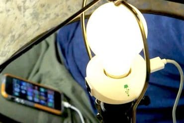 Adattatore USB da lampadina