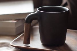 Mug con manico di legno mug-con-manico-di-legno