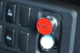 Pulsante Eject per auto pulsante-eject-per-auto