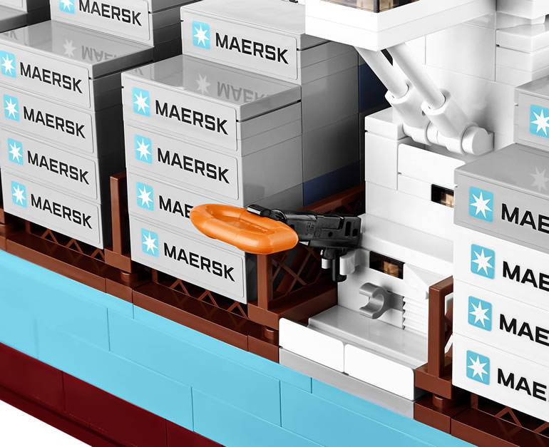 lego-vave-cargo-maersk-10241-2
