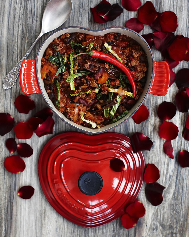 casseruola-le-creuset-a-forma-di-cuore-1
