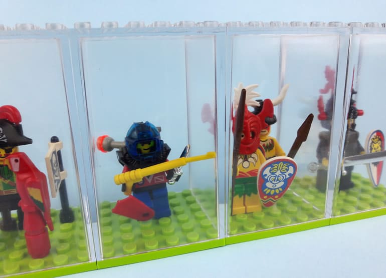 espositori-minifigure-lego-2