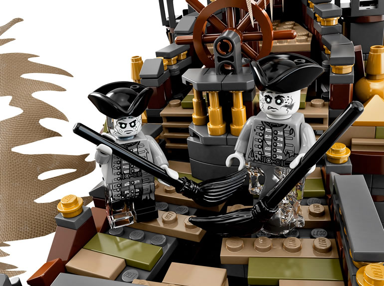 galeone-fantasma-lego-1
