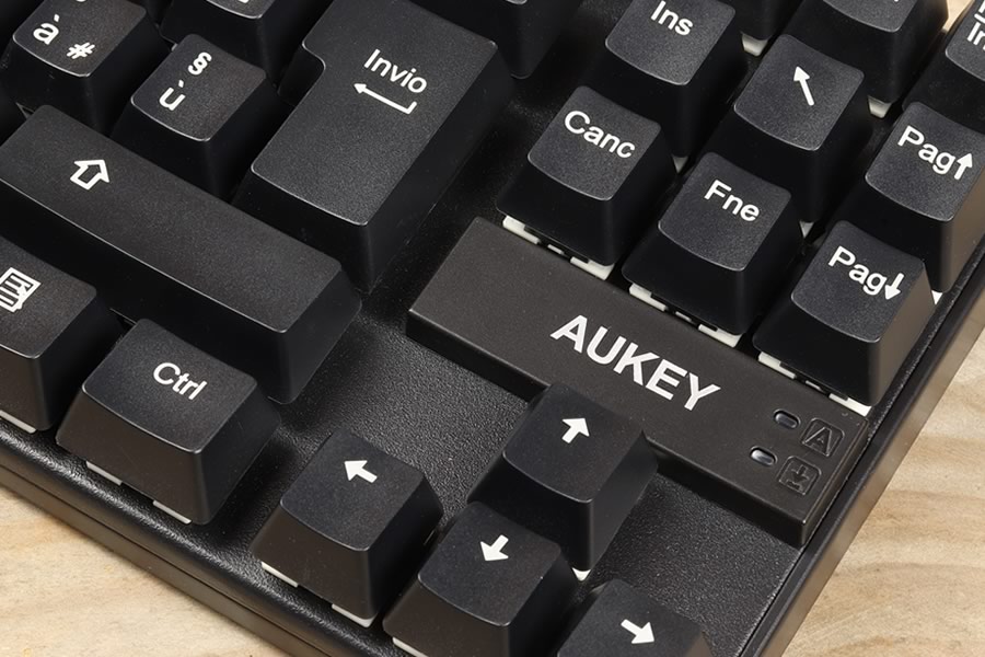 tastiera-meccanica-aukey-1
