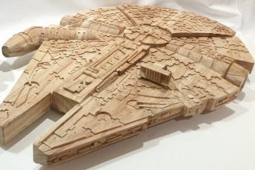 Millennium Falcon di legno