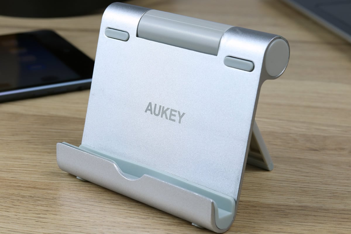 portatablet-aukey-1