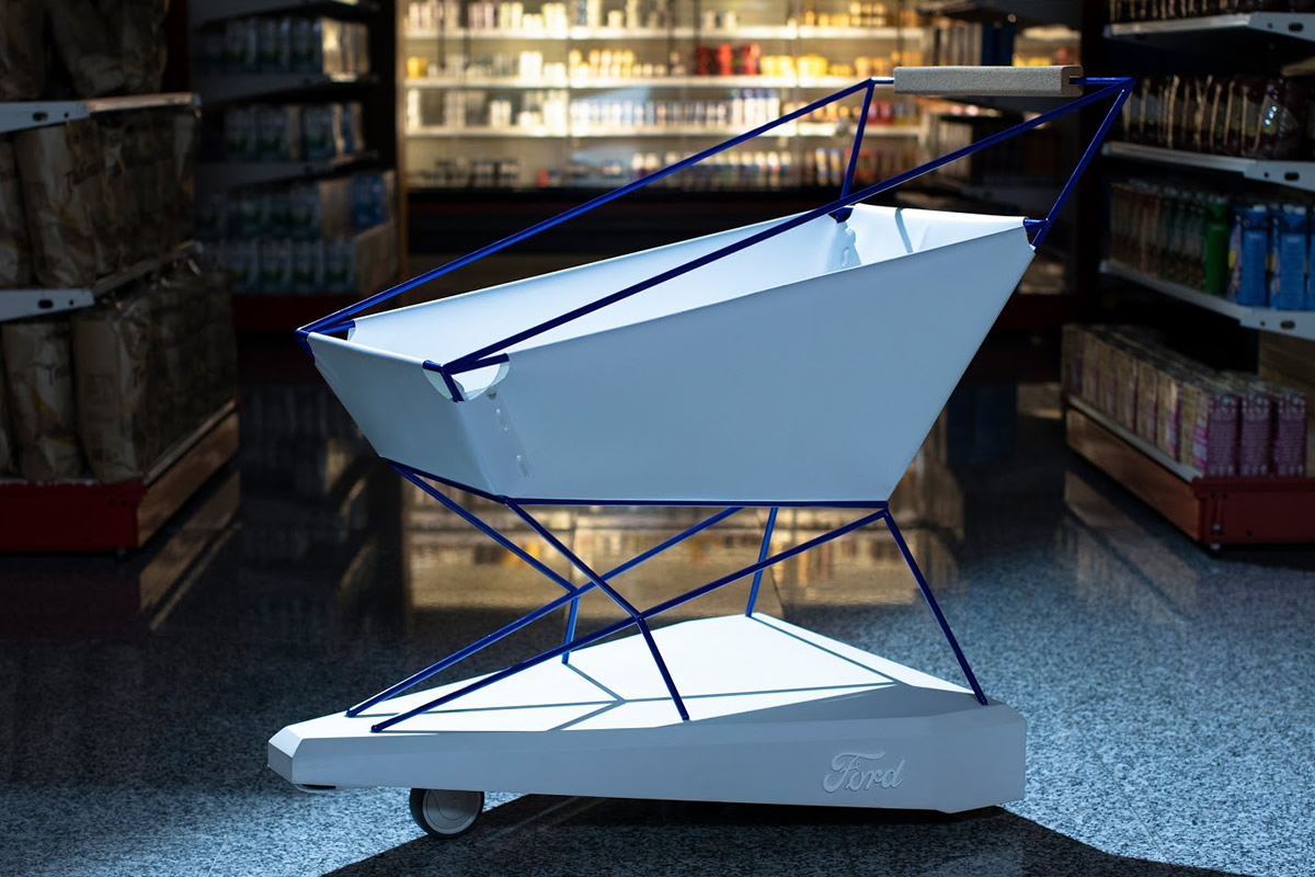 Carrello auto-frenante Ford