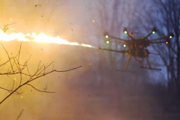 Drone lanciafiamme