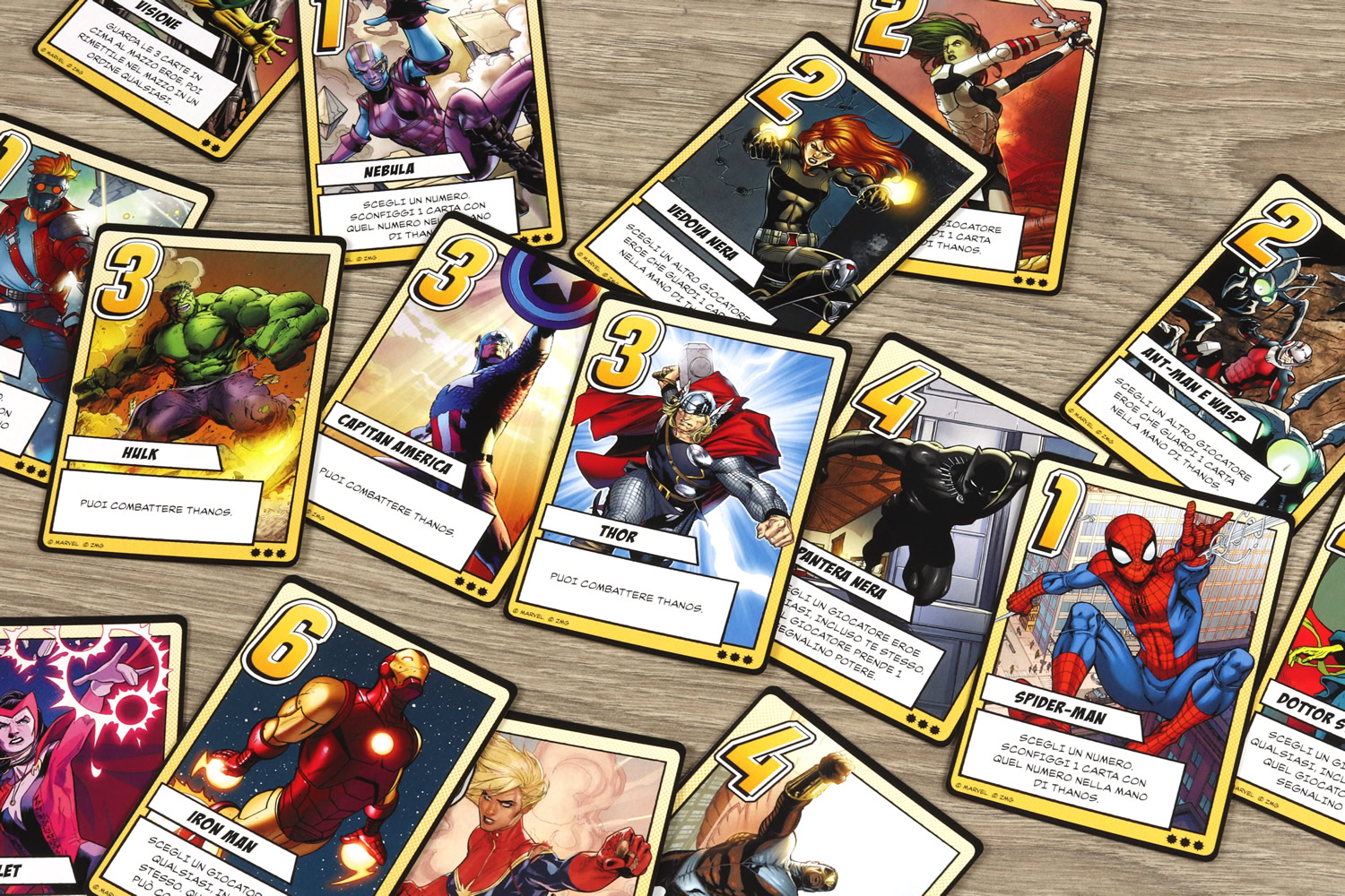 MARVEL Il Guanto dell'Infinito - Carte eroi