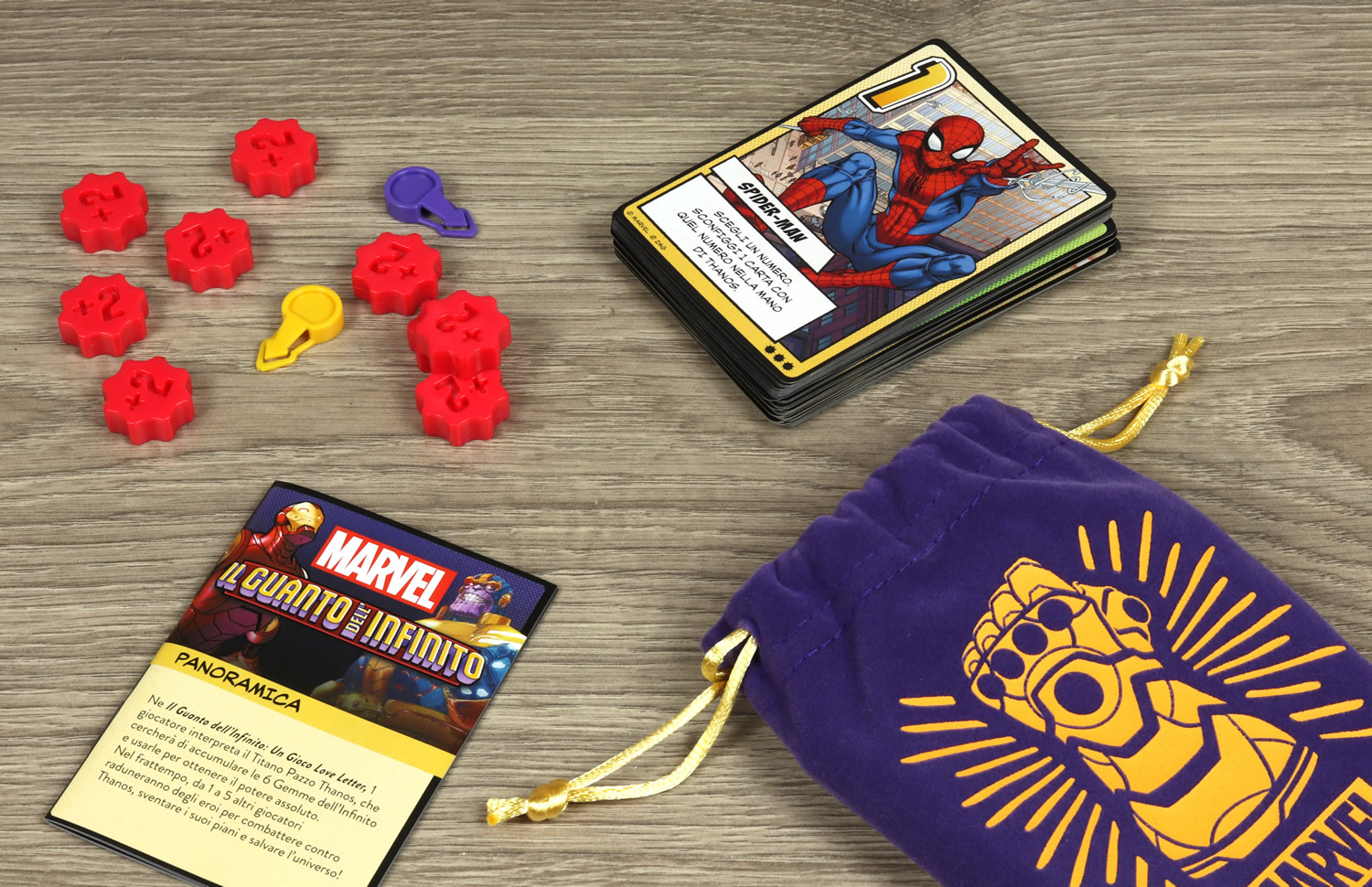 MARVEL Il Guanto dell'Infinito - Contenuto confezione