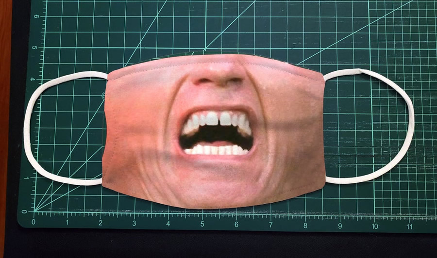 Mascherina Arnold Total Recall