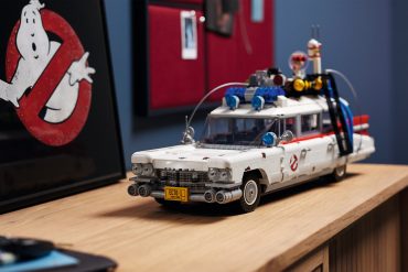 LEGO Ghostbusters ECTO-1