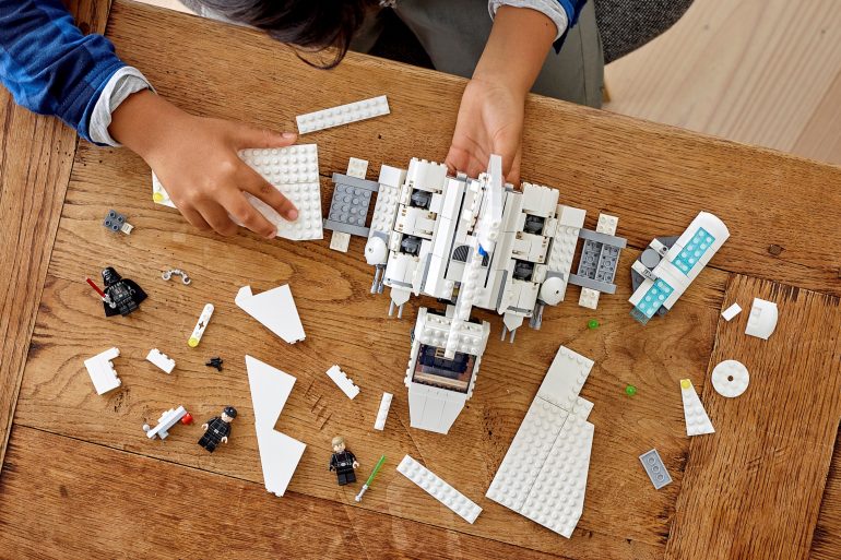 LEGO Star Wars Imperial Shuttle