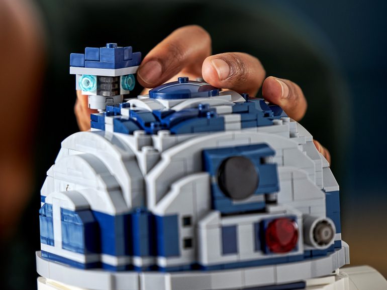 LEGO Star Wars R2-D2 (dettaglio cupola)