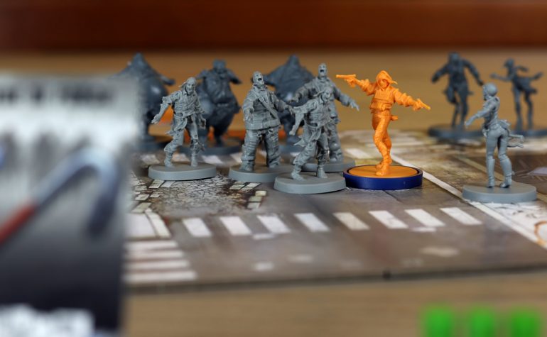 Zombicide 2° Ed. - Josh circondato da zombi
