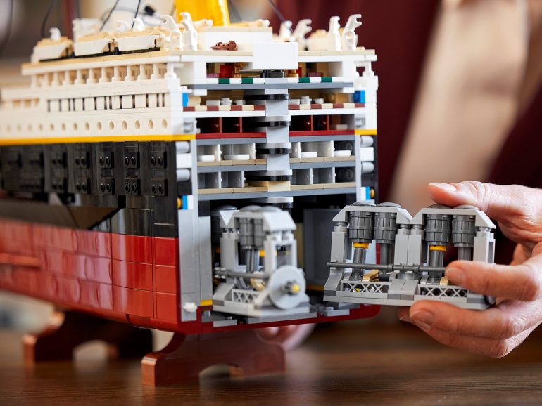 Titanic LEGO (motori)