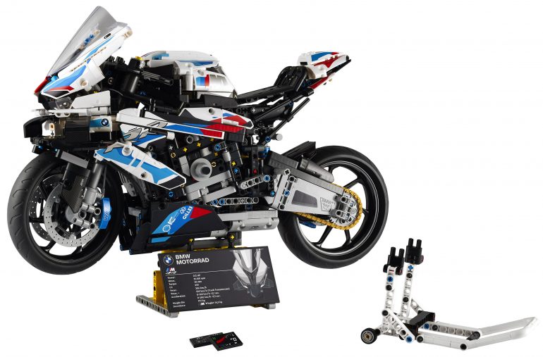 BMW M 1000 RR LEGO Technic