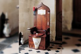 Toilette da Re Medievale Toilette da Re Medievale