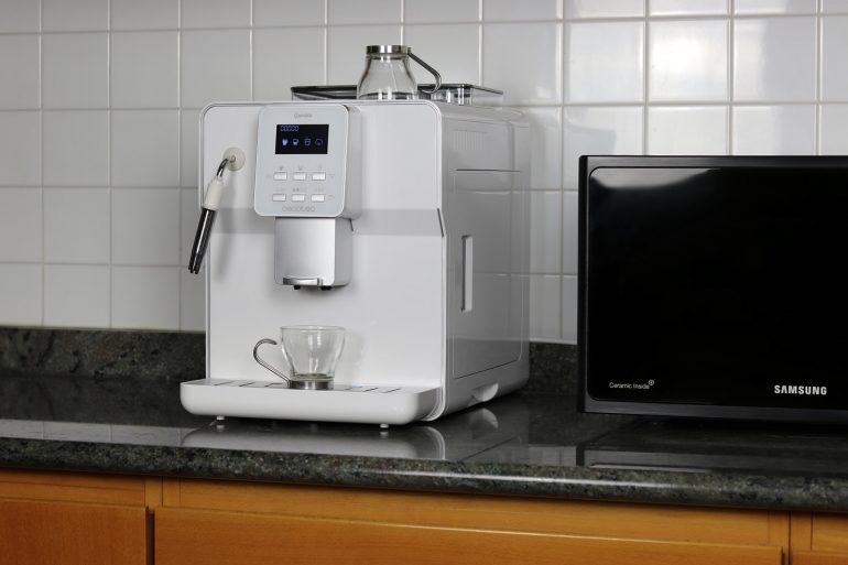 Cecotec Power Matic-ccino 6000