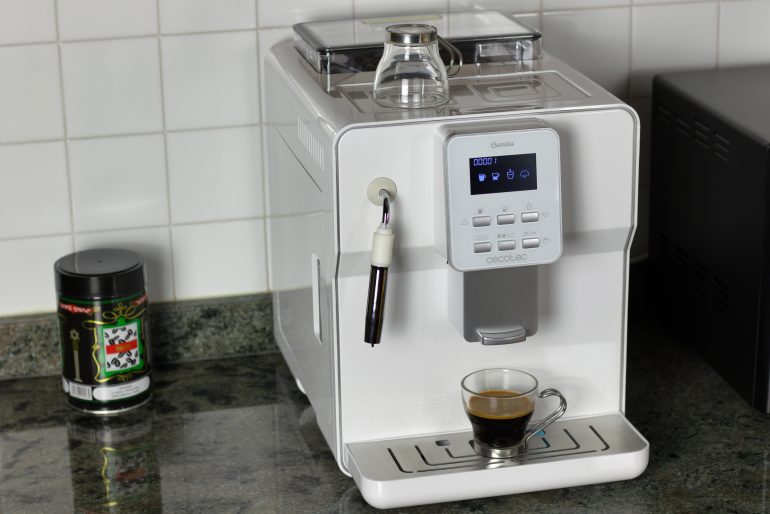 Cecotec Power Matic-ccino 6000
