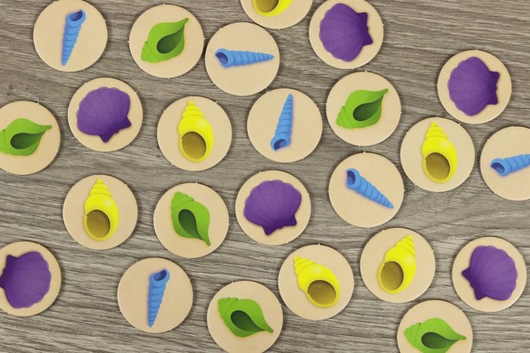 A caccia di conchiglie (conchiglie)