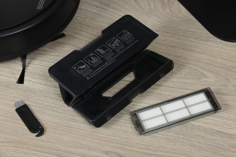 Cecotec Conga 11090 (contenitore polvere e filtro hepa)