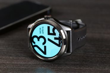 Recensione TicWatch Pro 5 (Update: Enduro)
