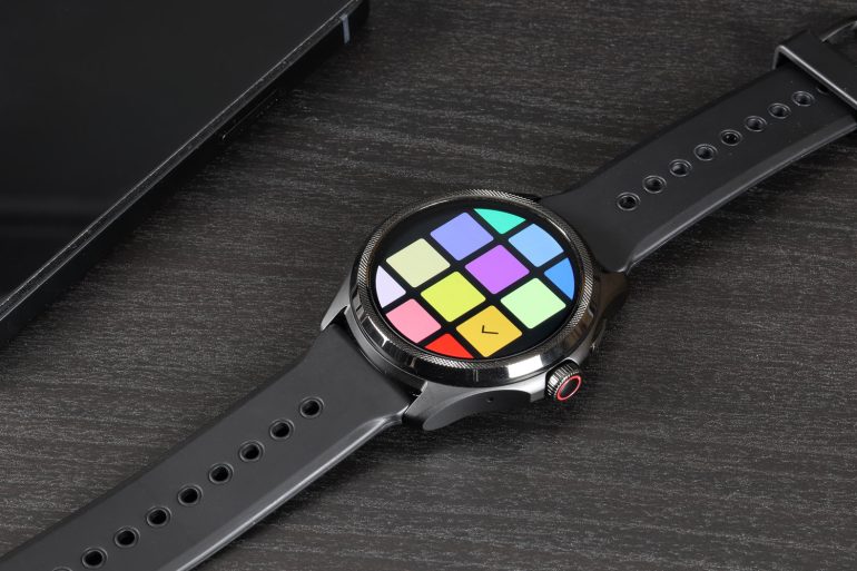 Mobvoi TicWatch Pro 5 (colori display)