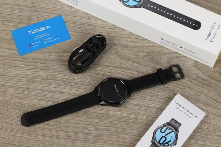 Mobvoi TicWatch Pro 5 (contenuto confezione)