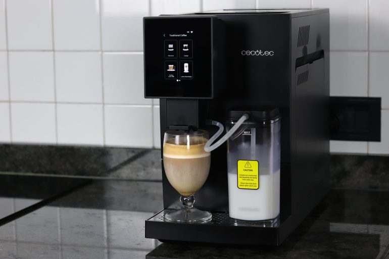 Cecotec Cremmaet Compactccino Connected (caffè e latte)