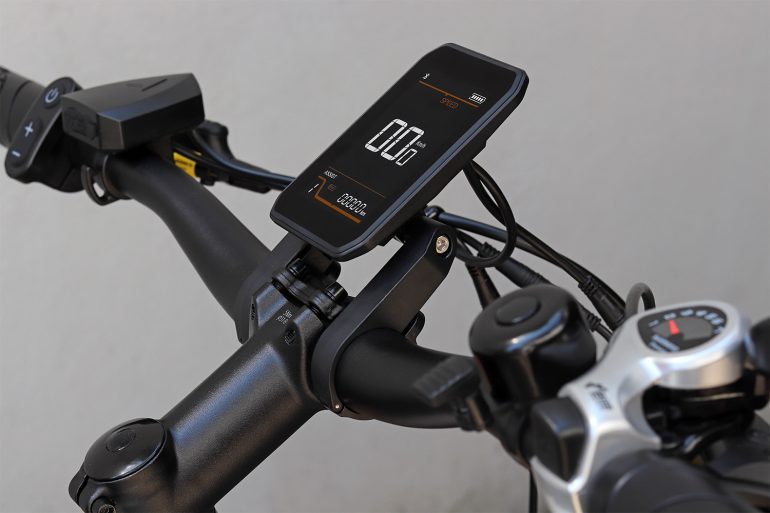 OneSport OT05 (display)