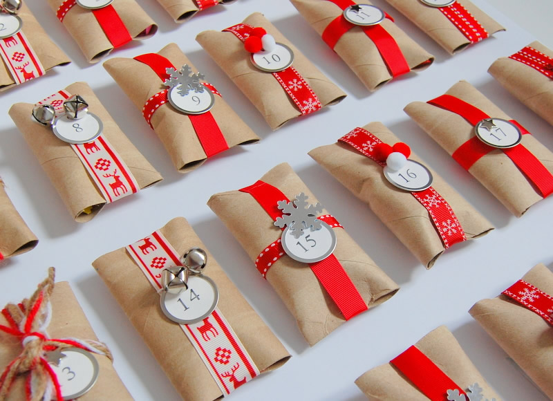Calendario dell'avvento con rotoli di carta igienica