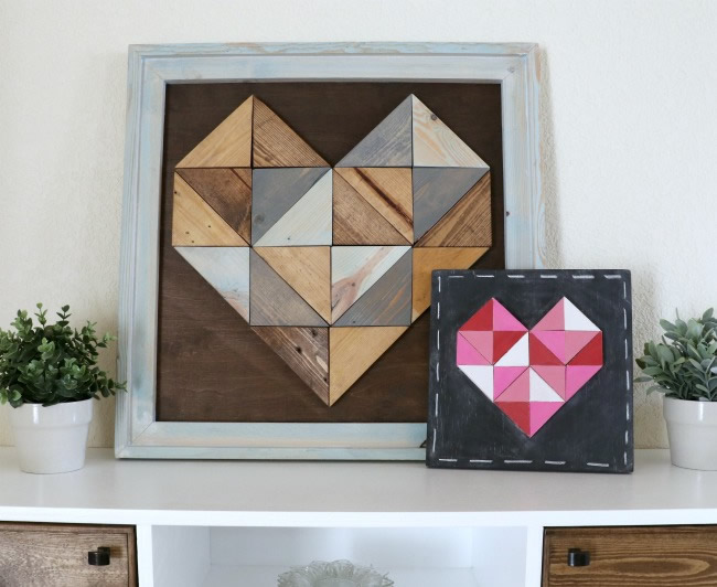 Cornici con cuori geometrici in legno